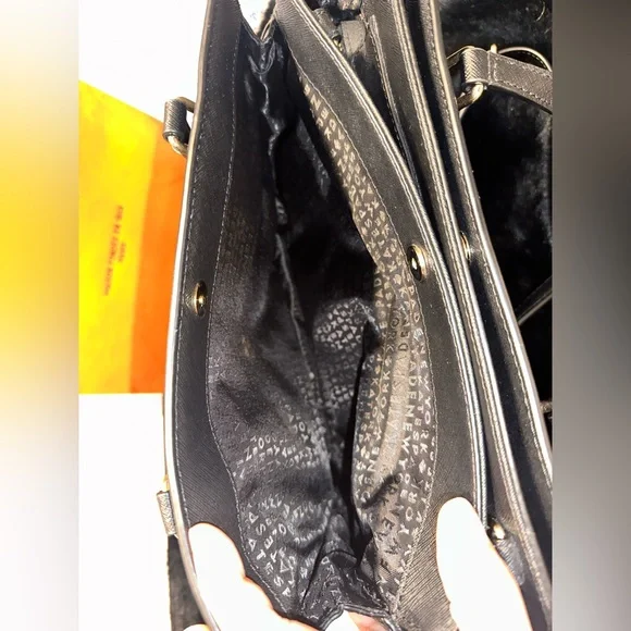 ❌❌SOLD❌❌🎀Kate Spade tote🎀 - Picture 3 of 14